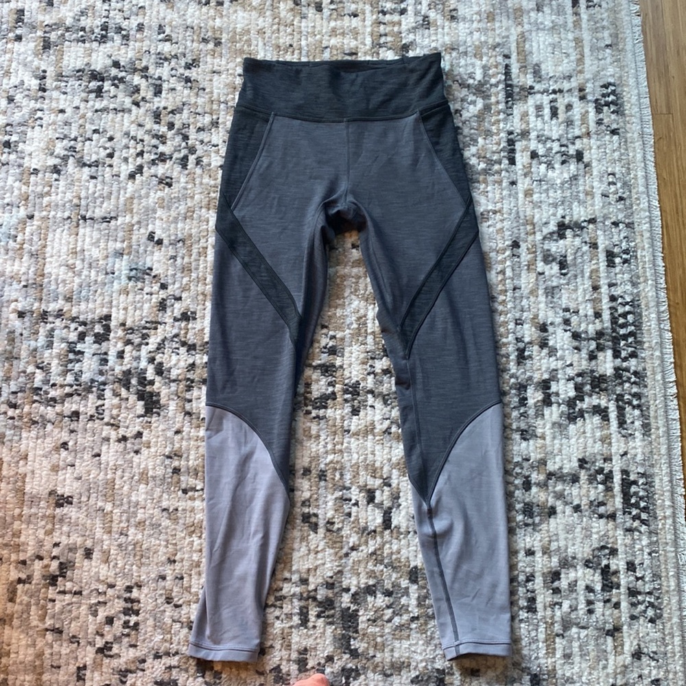 Lululemon Early‎ Extension High Rise - Picture 9 of 10